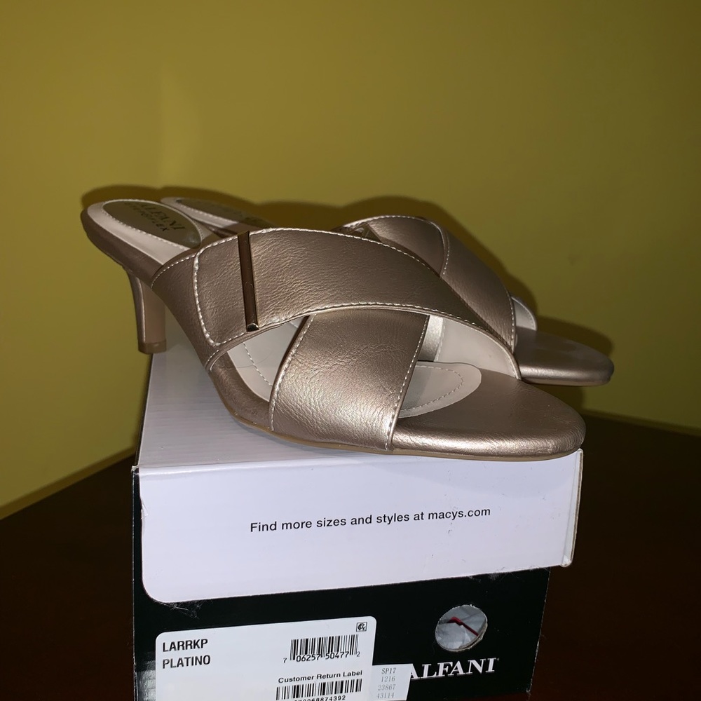 Alfani Slip-on - Brand New